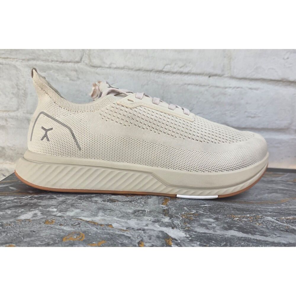 Flux Footwear Adapt Runner Barefoot Shoes Sand Men 10.5 Women 12 NWOT
